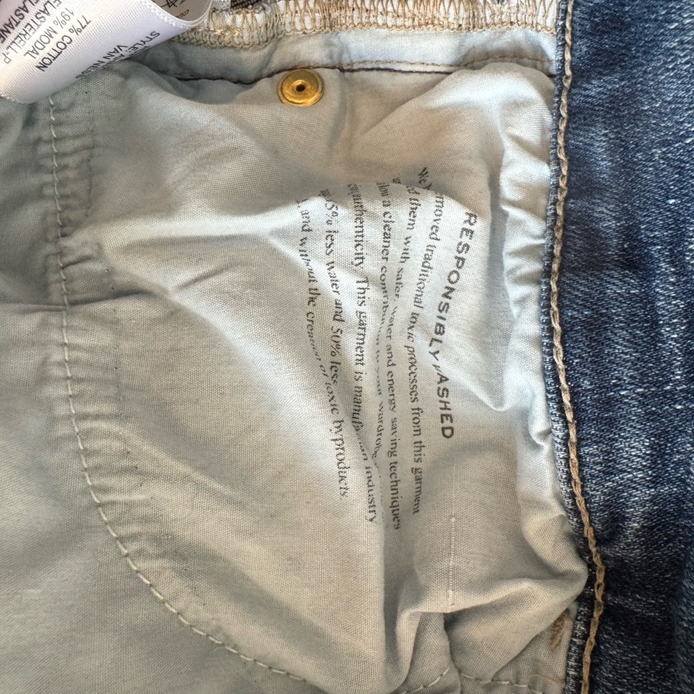 Frame Jeans - Picture 10 of 10